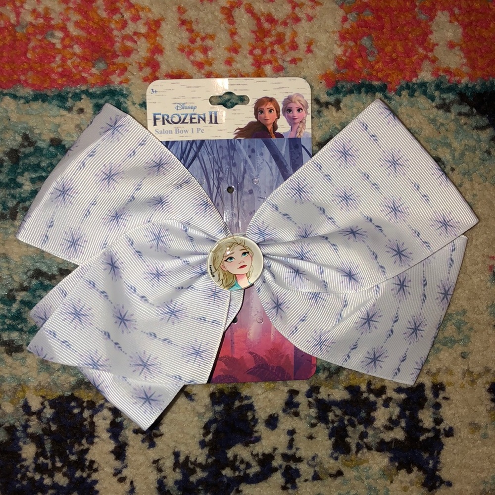 🧜🏼‍♀️3 for $15 item!🧜🏼‍♀️Frozen II Hair Bow